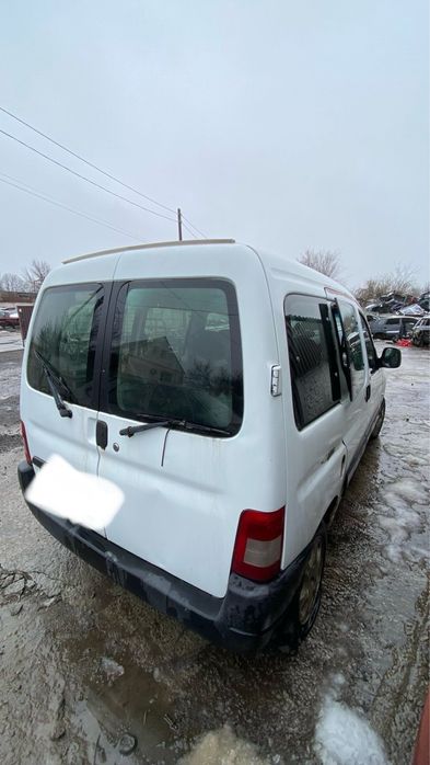 Разборка шрот Peugeot Partner 1.4 бензин коробка механика 2004-2008