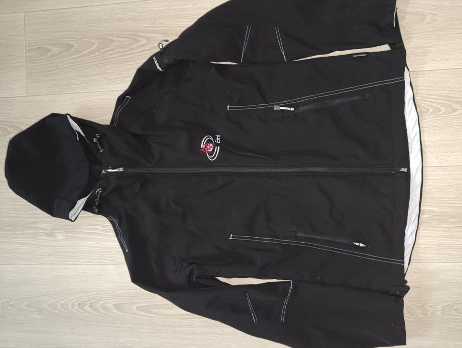 Куртка для хлопчика підлітка.