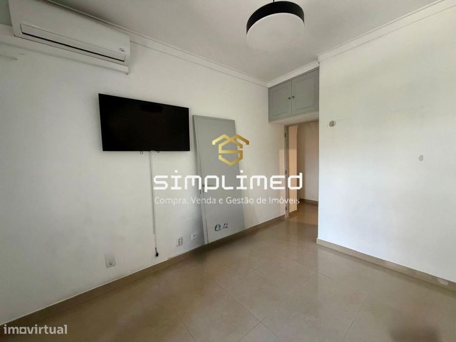 Apartamento T2 para Arrendamento | Lumiar | Junto ao Metro