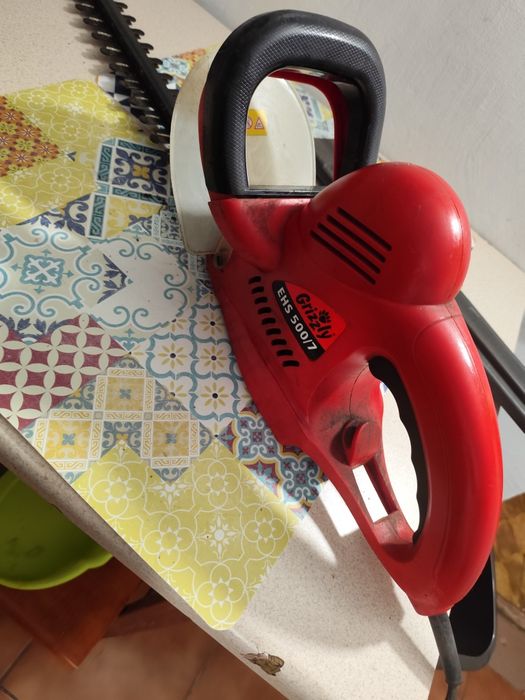 Nożyce do żywopłotu elektryczne