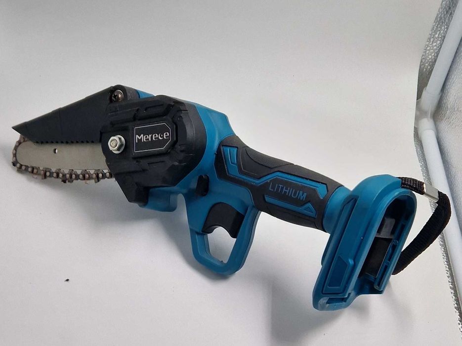Mini piła łańcuchowa Merece akum / Nowy Lombard / TG