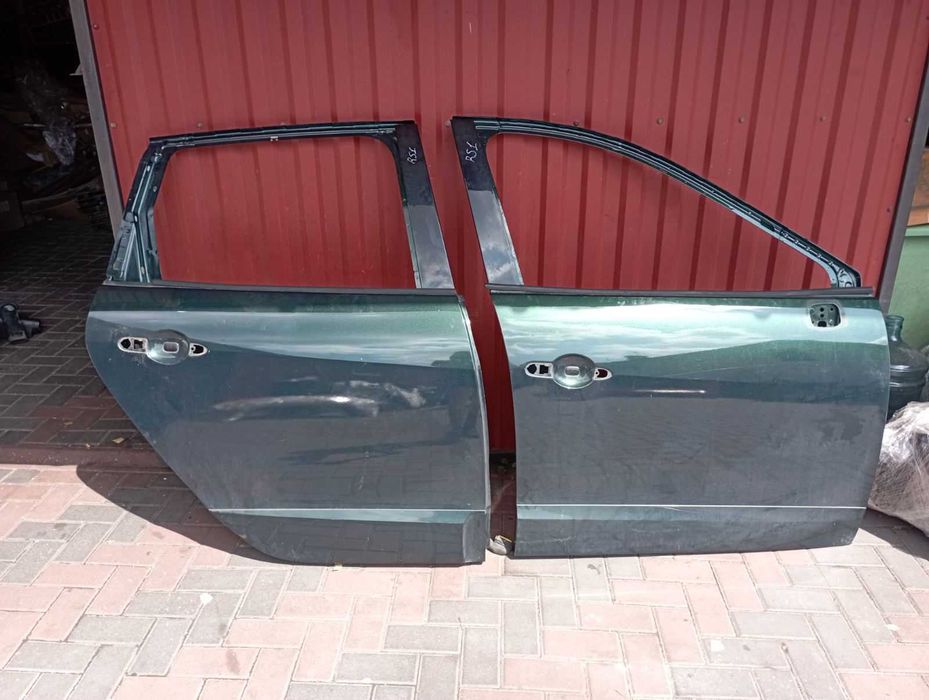 Дверь передняя / задняя Ляда RENAULT SCENIC 3