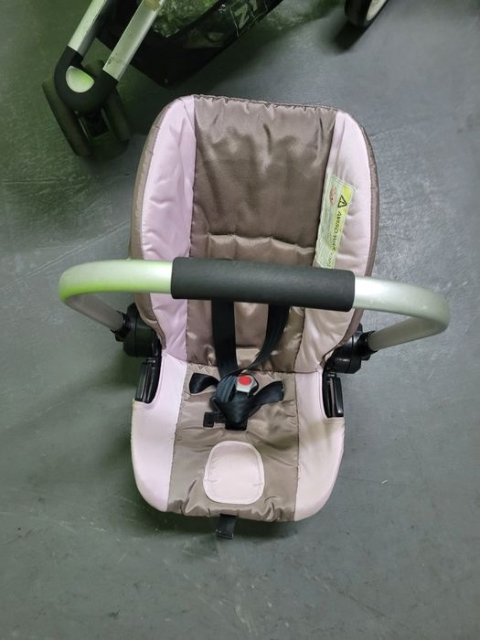 Ovo cadeira auto marca Zippy434732331508049922
