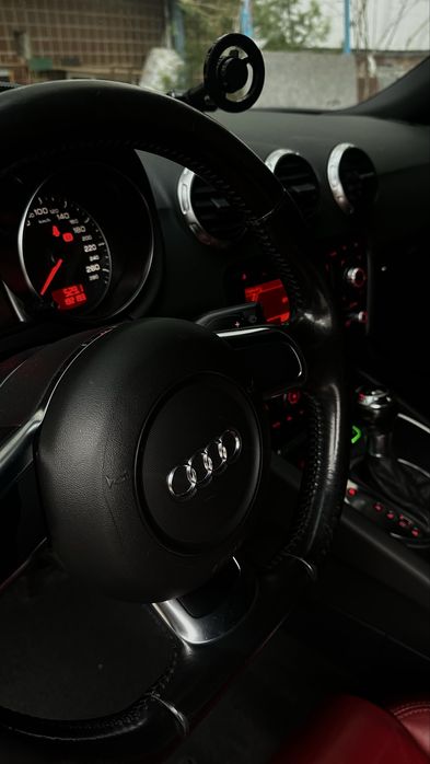 Audi tt 2007 2.0 tfsi