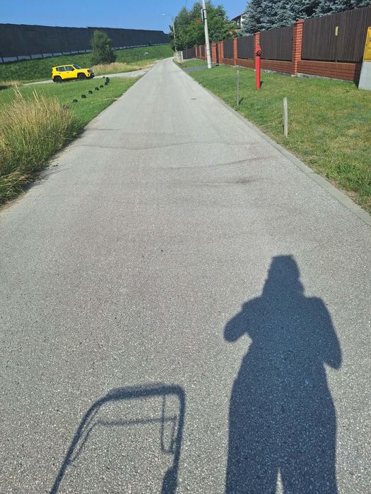 Działka Budowlana 1075 m² z mediami - tylko 5km od centrum Kielc - Widok 2