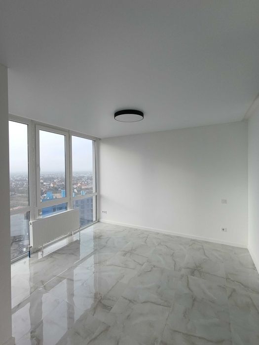 Продам 3-комн. квартиру с шикарным ремонтом на Таирова ЖК Маршал Сити