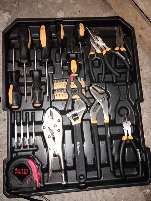 Walizka narzędziowa Riwall