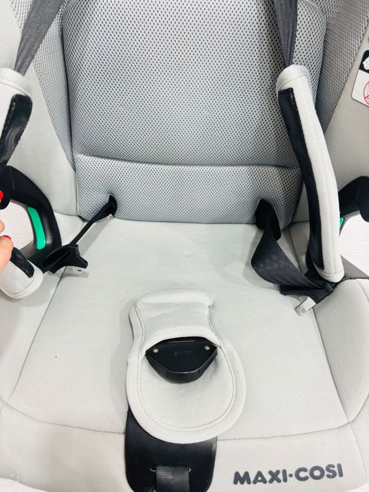 Cadeira Auto Maxi Cosi Titan i-size