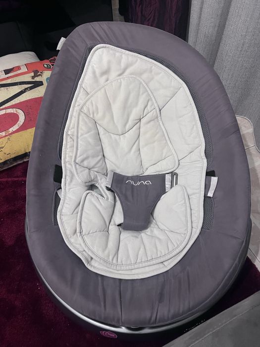 Nuna leaf, cinzenta, modelo de 2019