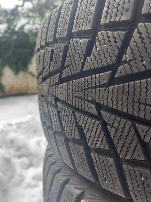 Шини Hankook Winter i*cept X 235/60 R18 103T зимові