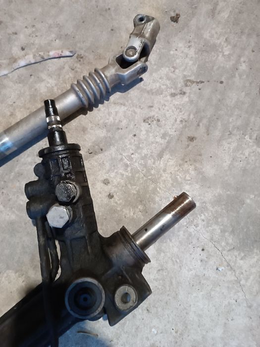 Рулевая рейка BMW e39 m52b25