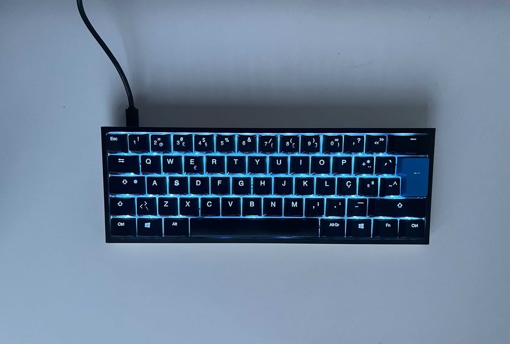 Ducky One 2 Mini 60% Cherry MX Brown — Layout PT — Como novo