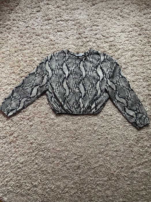 Светр жіночий в зміїний принт Zara