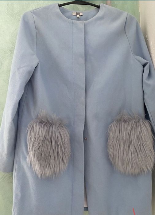 Курточка і плащик осінь,весна на дівчинку