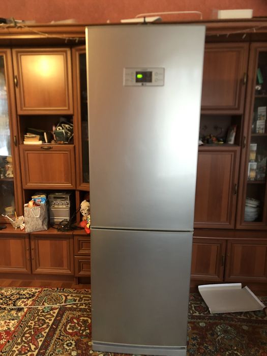 Продам холодильники