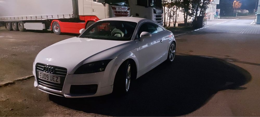 Audi tt s-line 2.0 tfsi 200KM 2010rok ANGLIK
