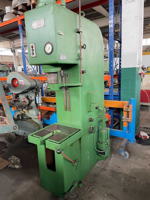 Prensa Hidráulica NEFF