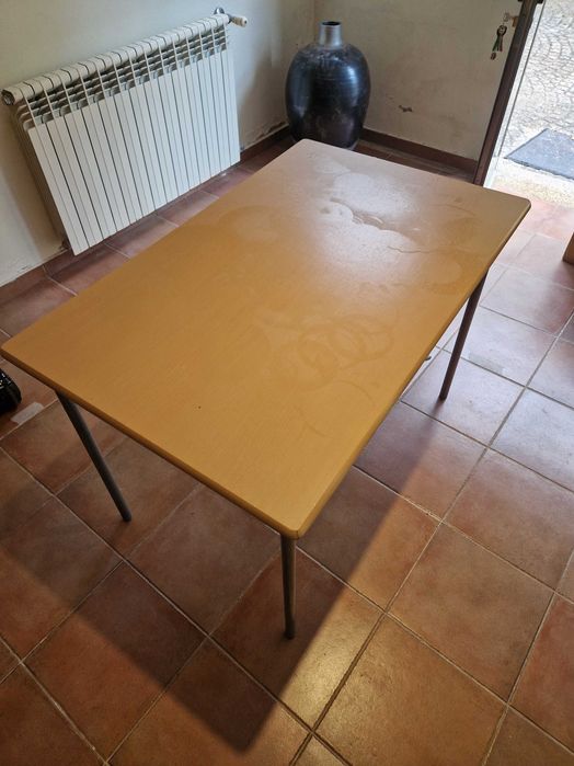 Mesa de Cozinha 70*110 com 3 Cadeiras