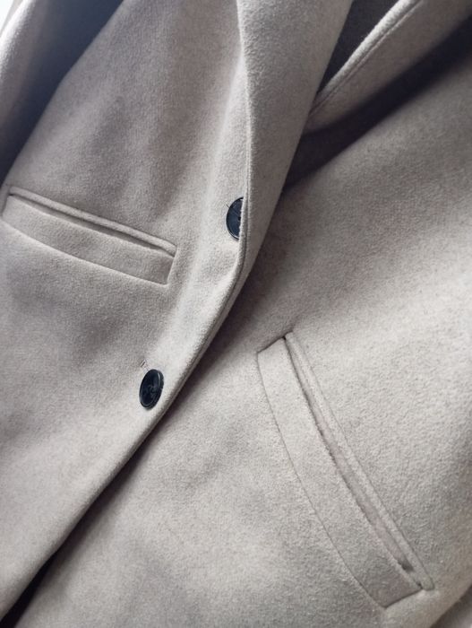 Płaszcz Bershka XS beżowy elegancki