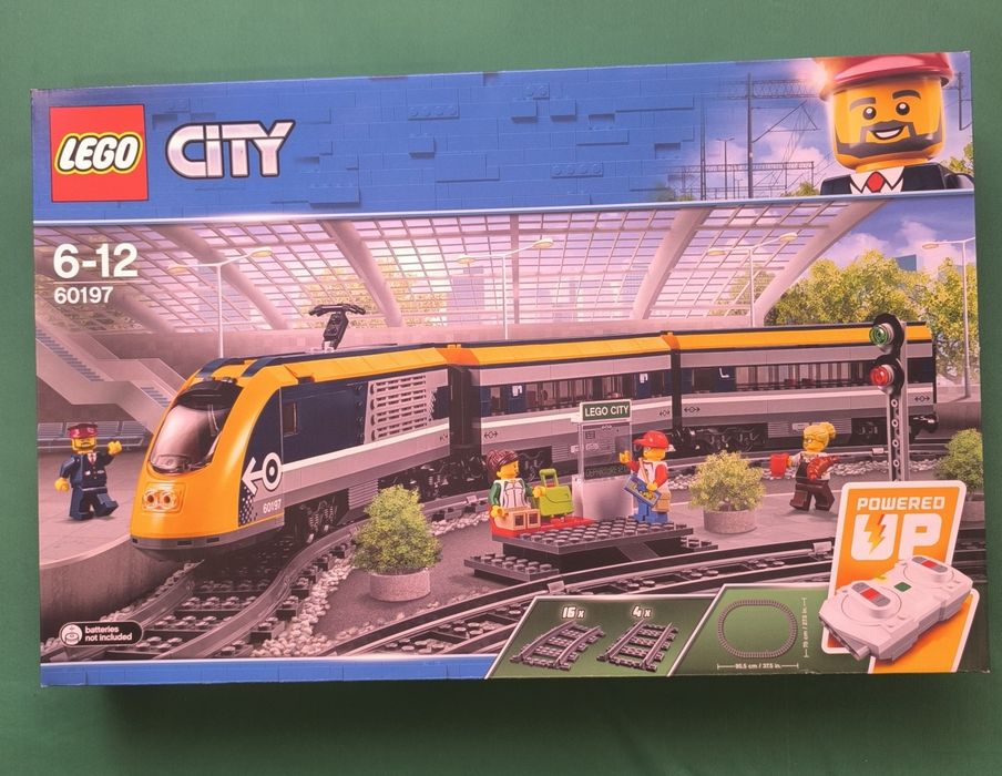 LEGO City Comboio de Passageiros (60197)

Novo selado!