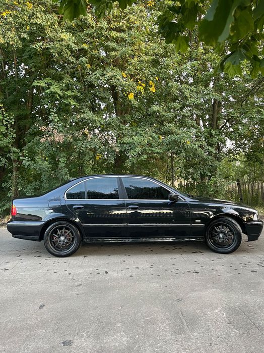 BMW 5 series 528i