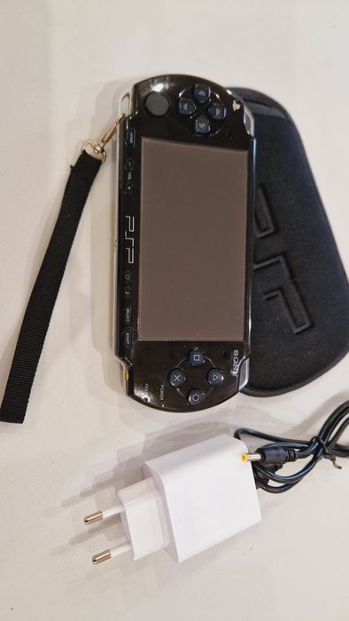 Sony PSP  64гиг 130игр+чехол!