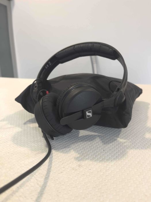 Sennheiser HD-25 PLUS (COMO NOVOS)