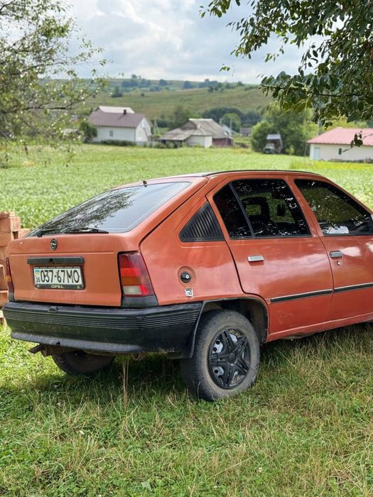 opell 1985  року