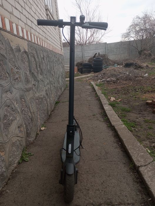 Электросамокат..