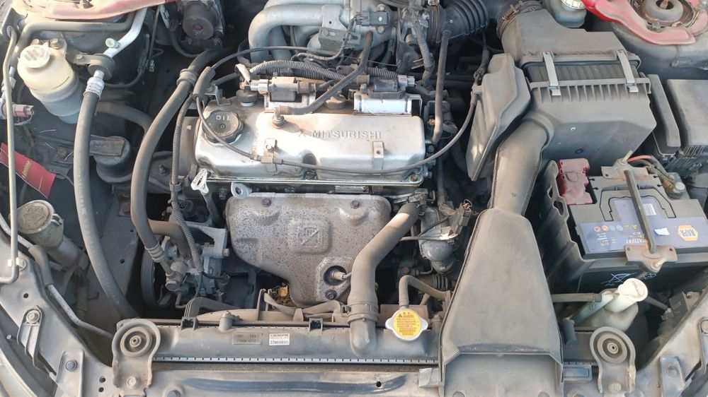 Mitsubishi Lancer 1.6 benzyna