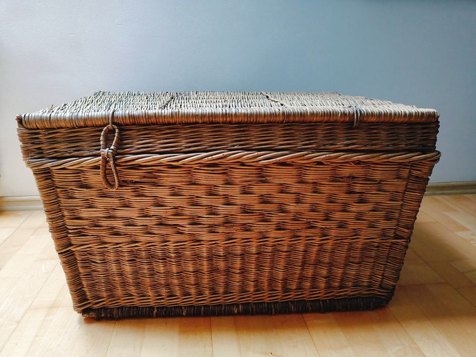 Kosz, kufer, skrzynia wiklinowa duża