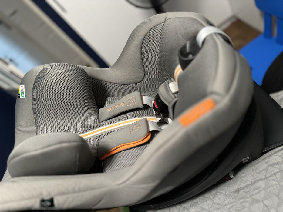 Cybex sirona z bazą
