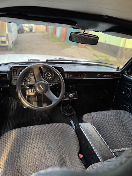 Продам ваз 2105,карбюратор,2002 год