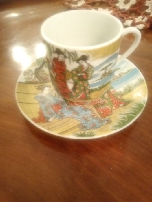 Chávena original de Macau com chinesa gravada no fundo