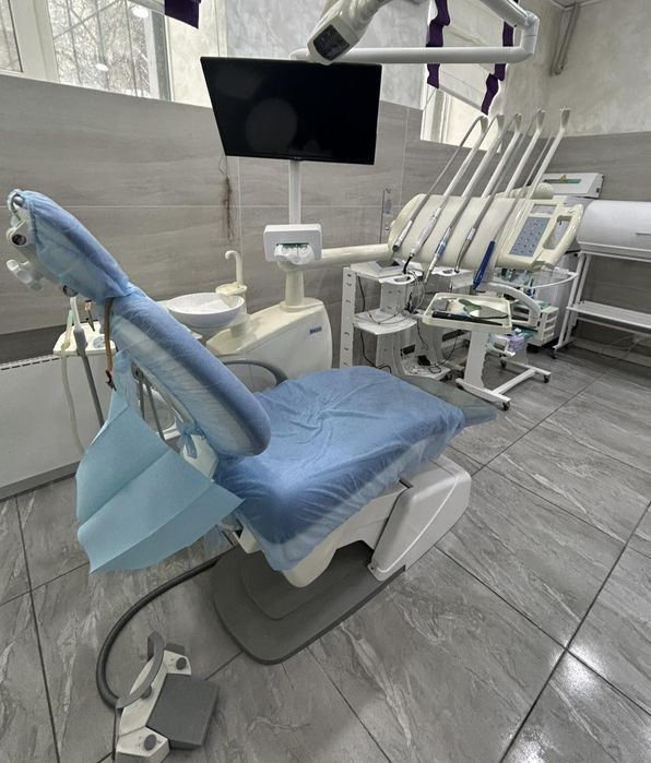 Стоматологічні установки Siger u 100. 2021 г., верхня подача