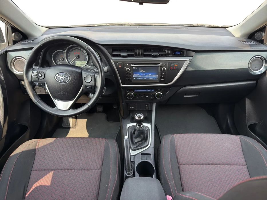Toyota Auris 1.4 D-4D Exclusive