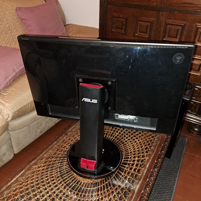 PC gaming + Monitor 144hz | AMD Ryzen 7 5800X3D, GTX 1080 Ti, 16GB RAM