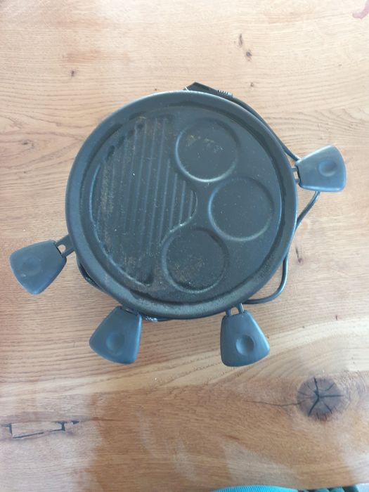 Grill elektryczny Raclette
