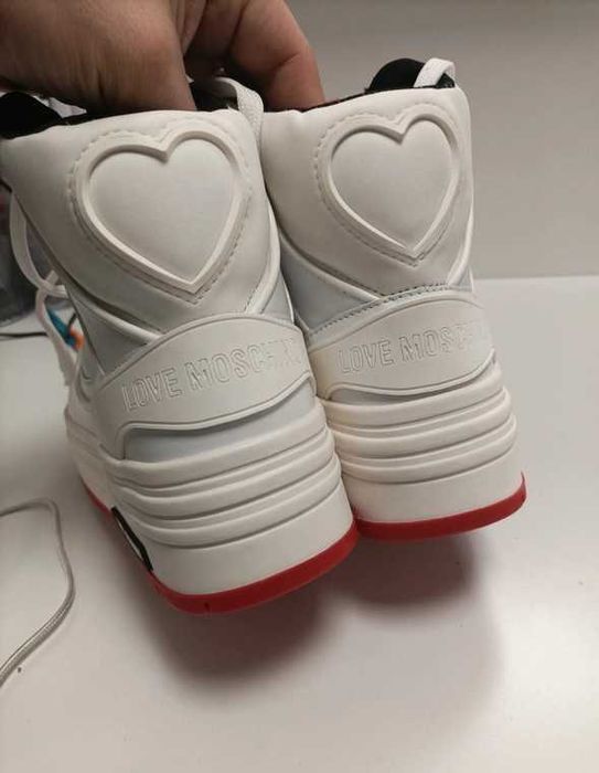 Love Moschino Sneakersy wysokie
