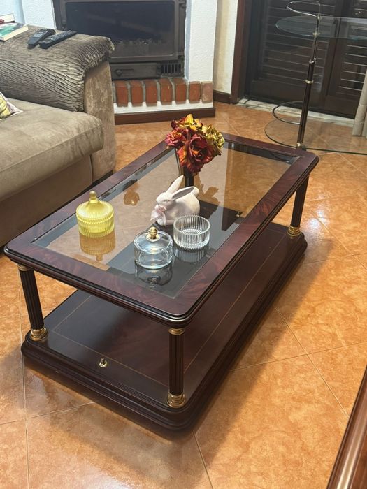 Móveis de corredor e sala de estar