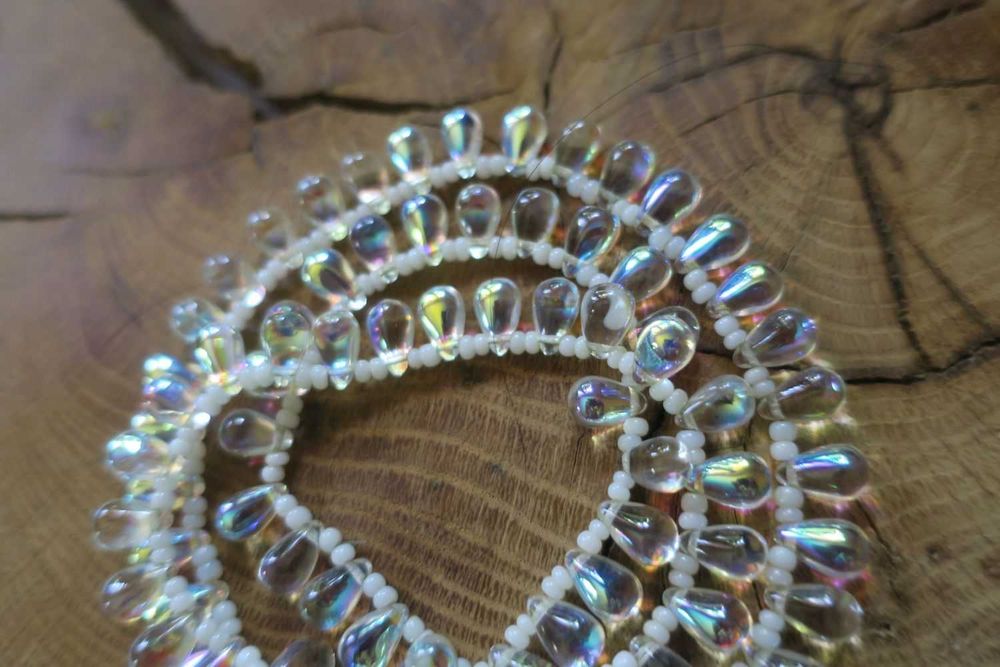 Stare korale Jablonex mieniące się PRL łezki