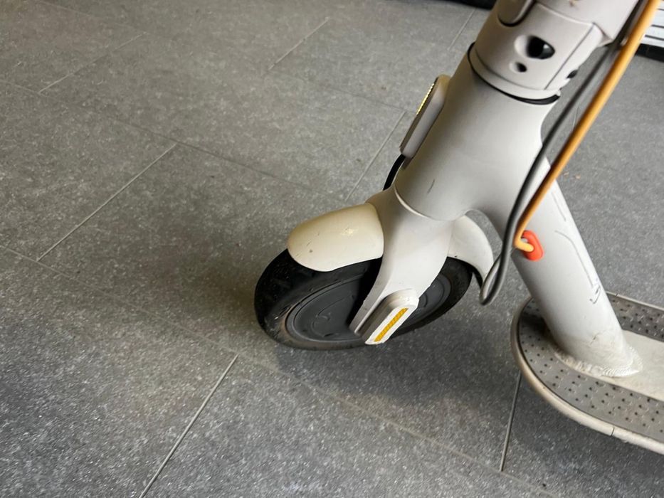 Єлектросамокат Xiaomi Mi electric Scooter 3