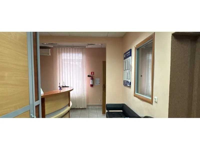 ПРОДАЖ - Нежитлова будівля, загальною площею 255,3 кв. м. м. Мукачеве