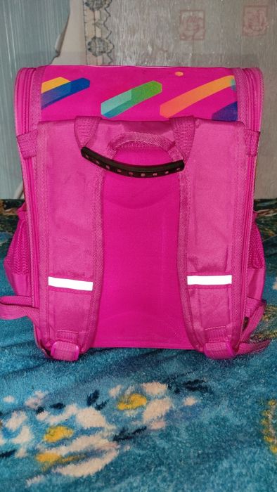 Рюкзак шкільний для дівчини