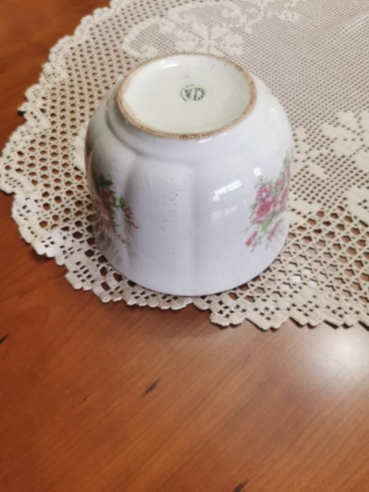 Vaso antigo da fábrica louça de Sacavem