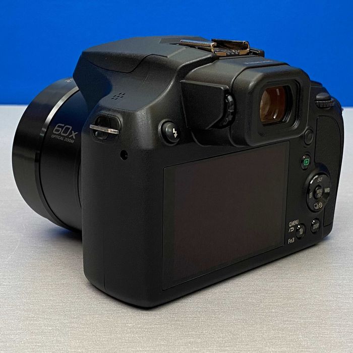 Panasonic Lumix DC-FZ82D (18.1MP - 60x) - 3 ANOS DE GARANTIA