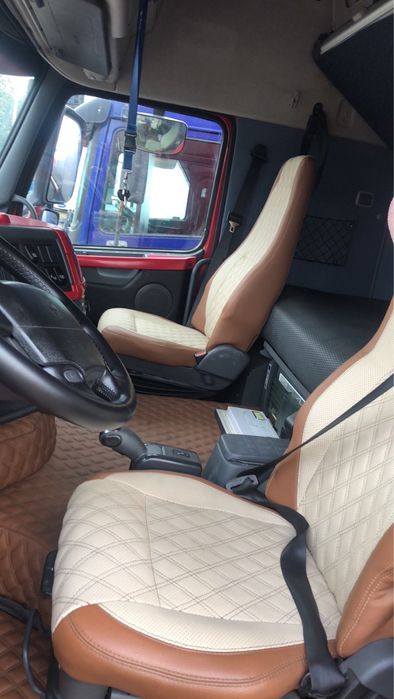 Тягач VOLVO FH 13