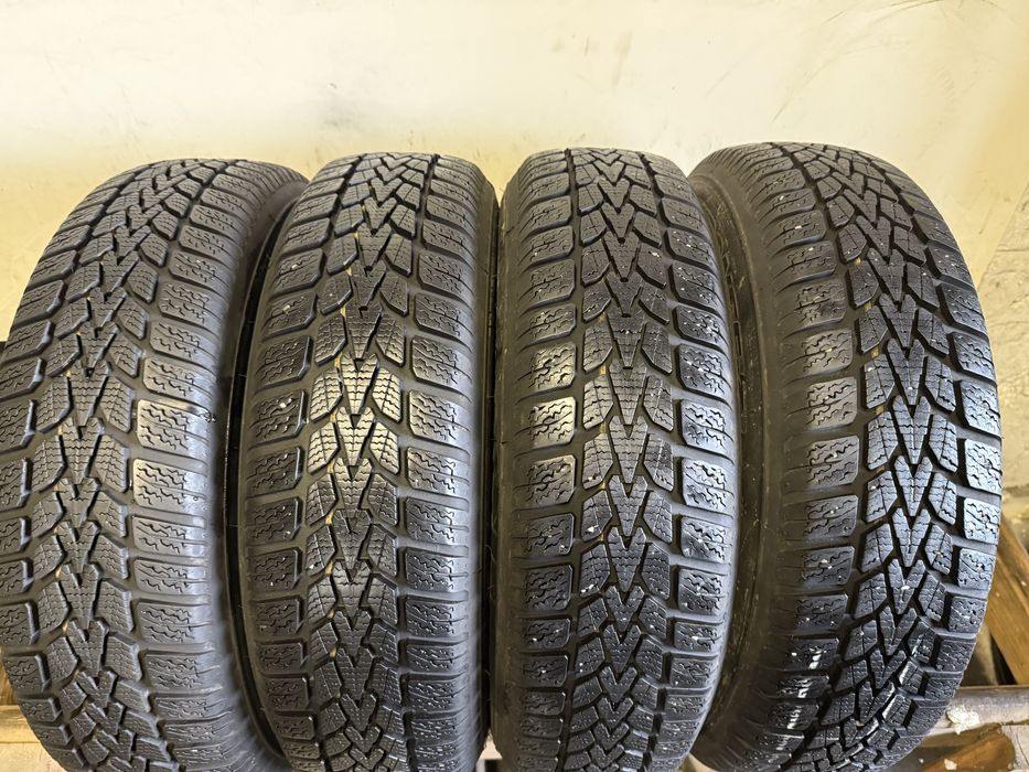 Zimowe opony 165/70r14 Dunlop komplet