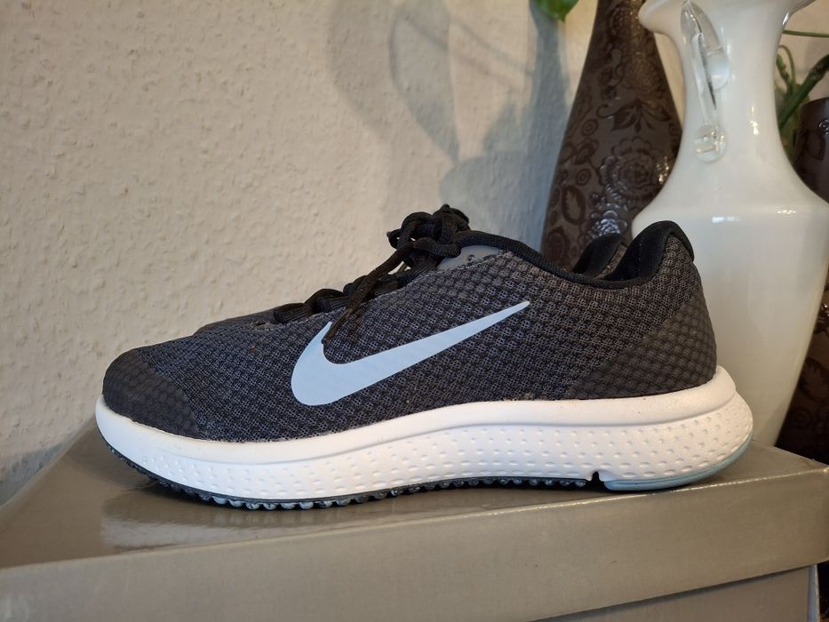 Nike Runallday  buty sportowe damskie 38