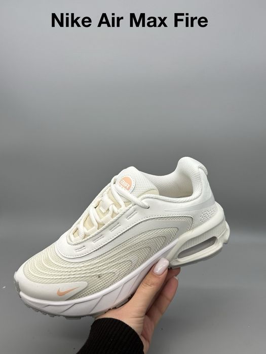 Жіночі кросівки Nike Air Max Fire